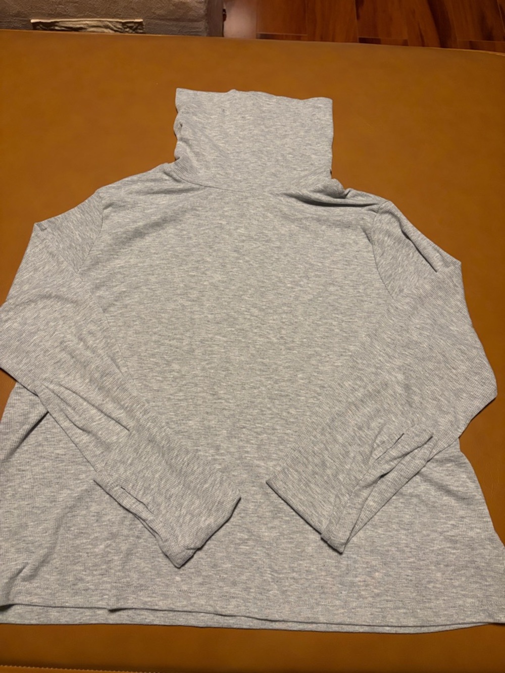 Old Navy Ribbed Light Gray Turtleneck Women
